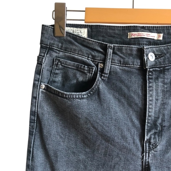 Levi’s 721 High Rise Skinny Jeans True Grit Soft Black Size 31 Premium Denim - Picture 6 of 16
